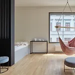 Spacious Studio in Smíchov by Prague Days