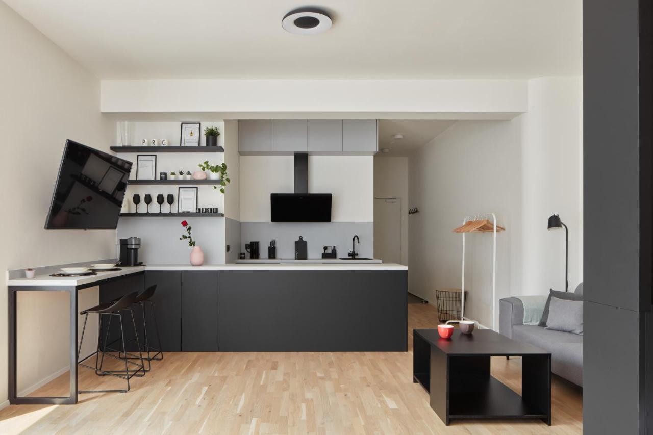 Days - Premium W Stunning Terraces - Easy Access Praag
